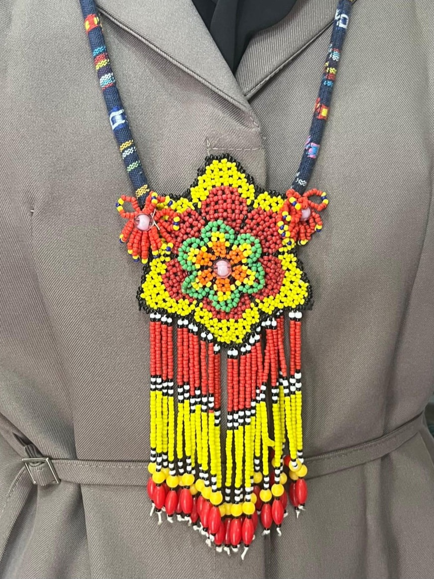 Kalung Etnik Borneo